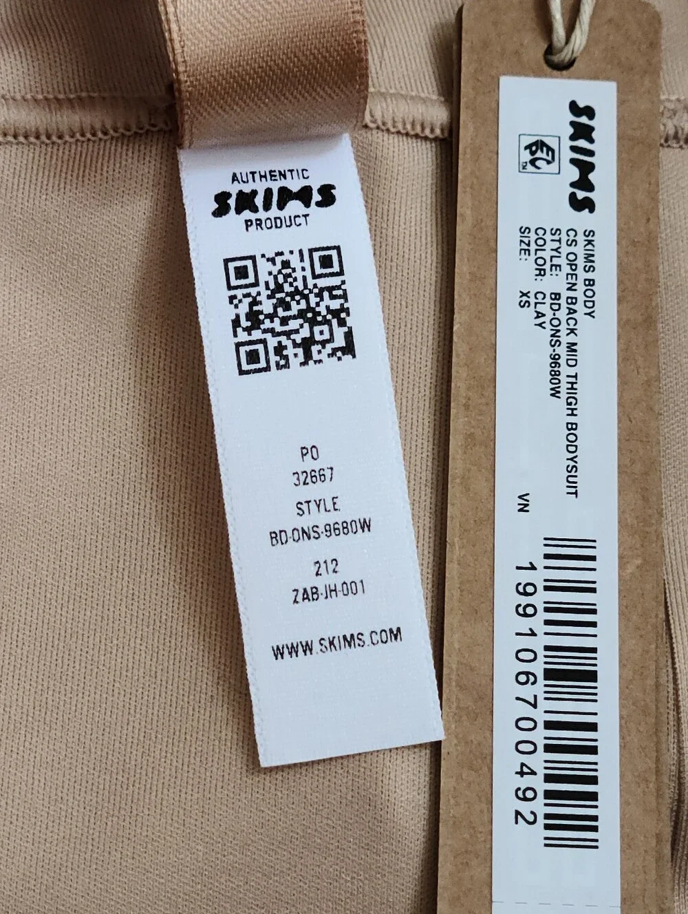 SKIMS Body Core Sculpt Open Back Mid Thigh Bodysuit Tan Clay XS NEW